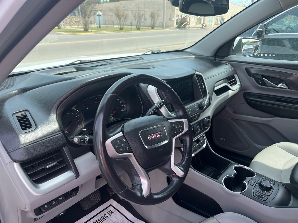 2022 GMC Terrain Image 10