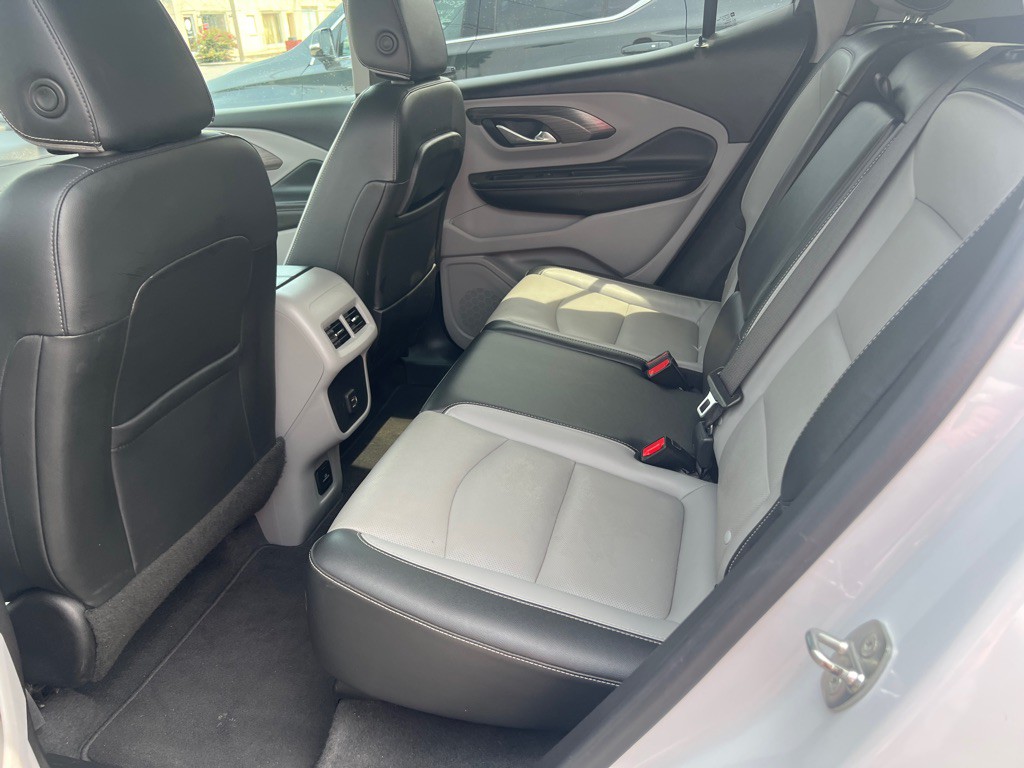 2022 GMC Terrain Image 11