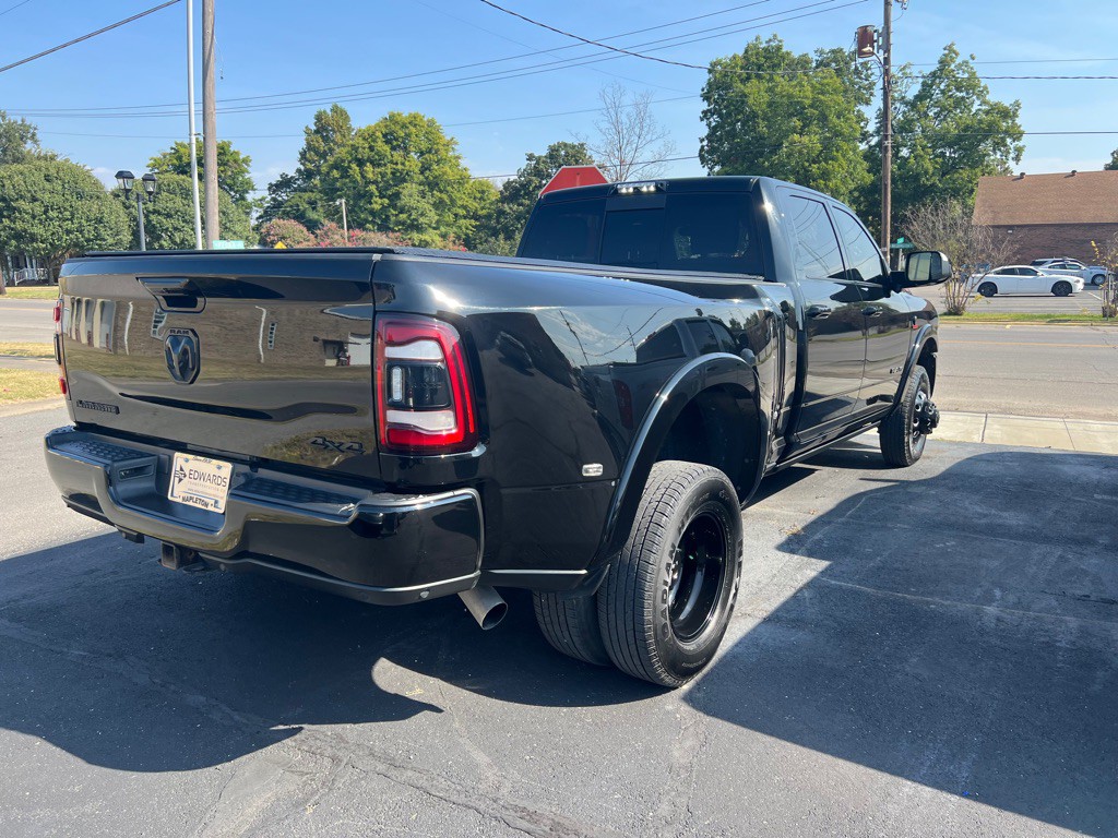 2021 RAM 3500 Image 7