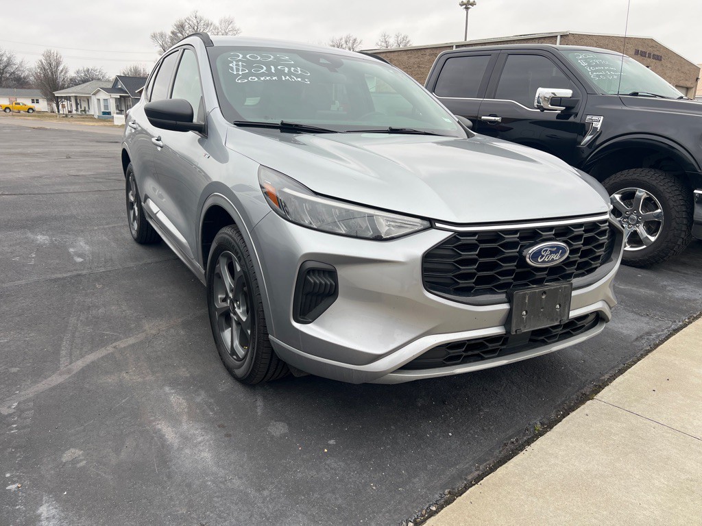 2023 Ford Escape Image 1