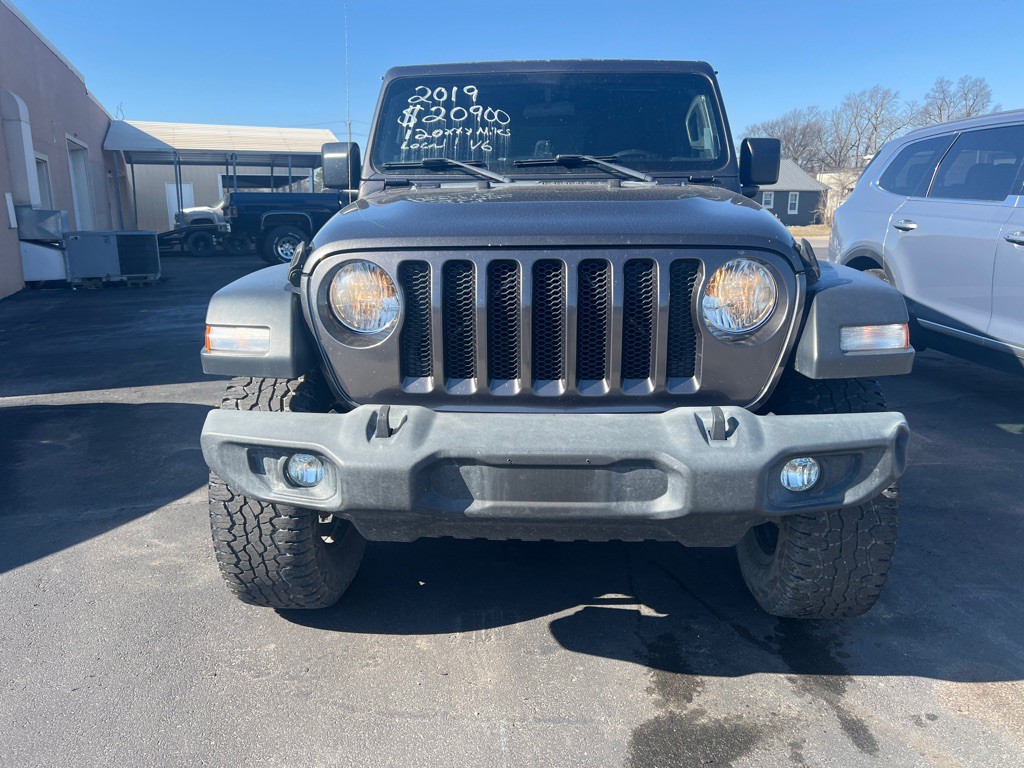 2019 Jeep Wrangler Unlimited Image 2