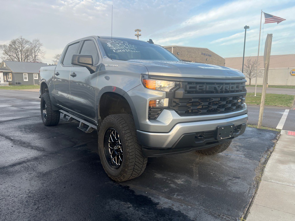 2023 Chevrolet Silverado 1500 Image 1