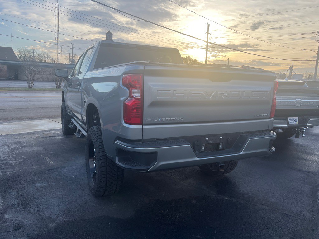 2023 Chevrolet Silverado 1500 Image 5