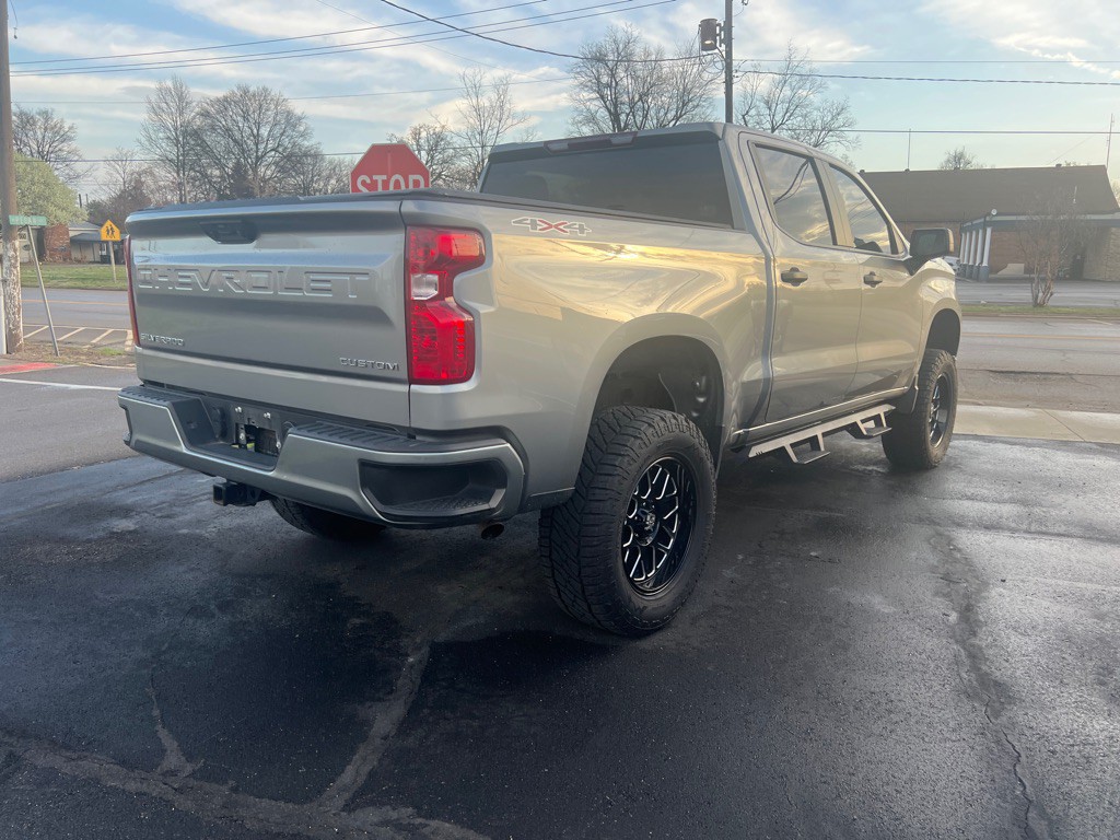2023 Chevrolet Silverado 1500 Image 7