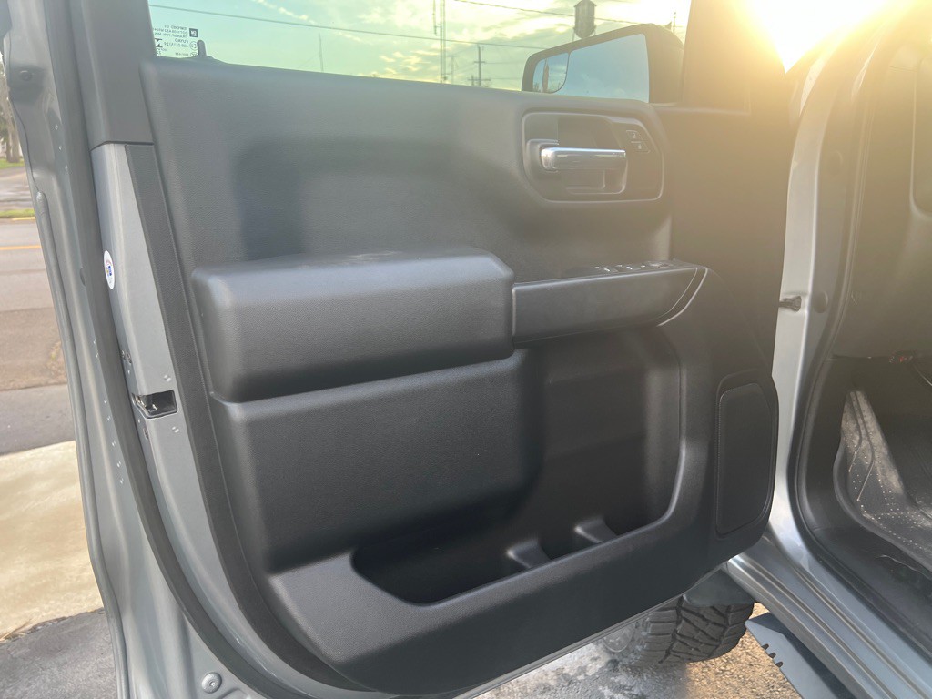 2023 Chevrolet Silverado 1500 Image 8