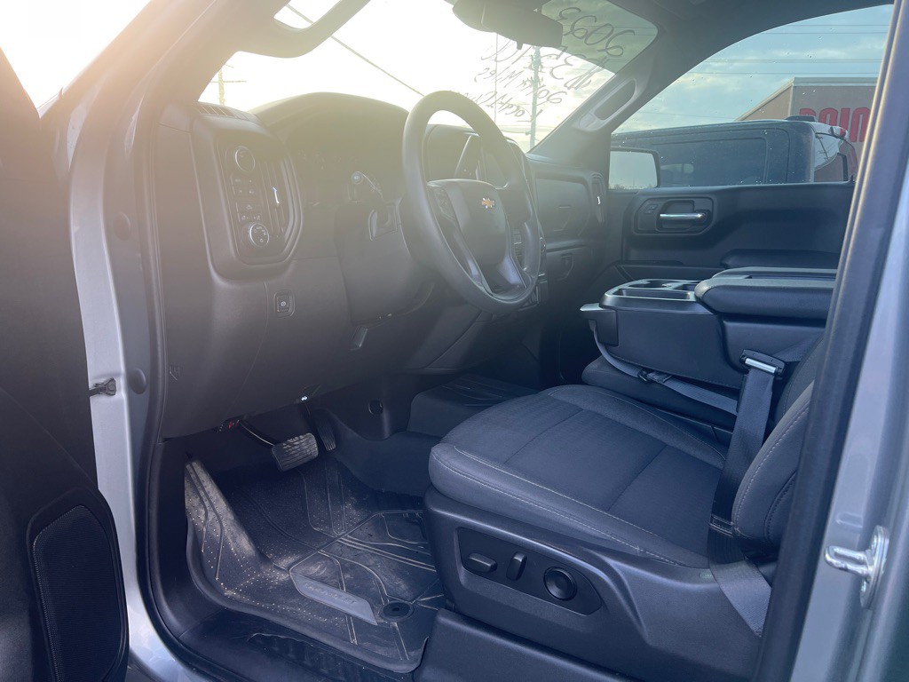 2023 Chevrolet Silverado 1500 Image 9