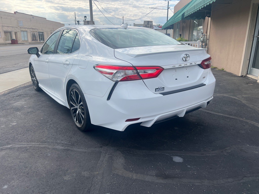 2020 Toyota Camry Image 5