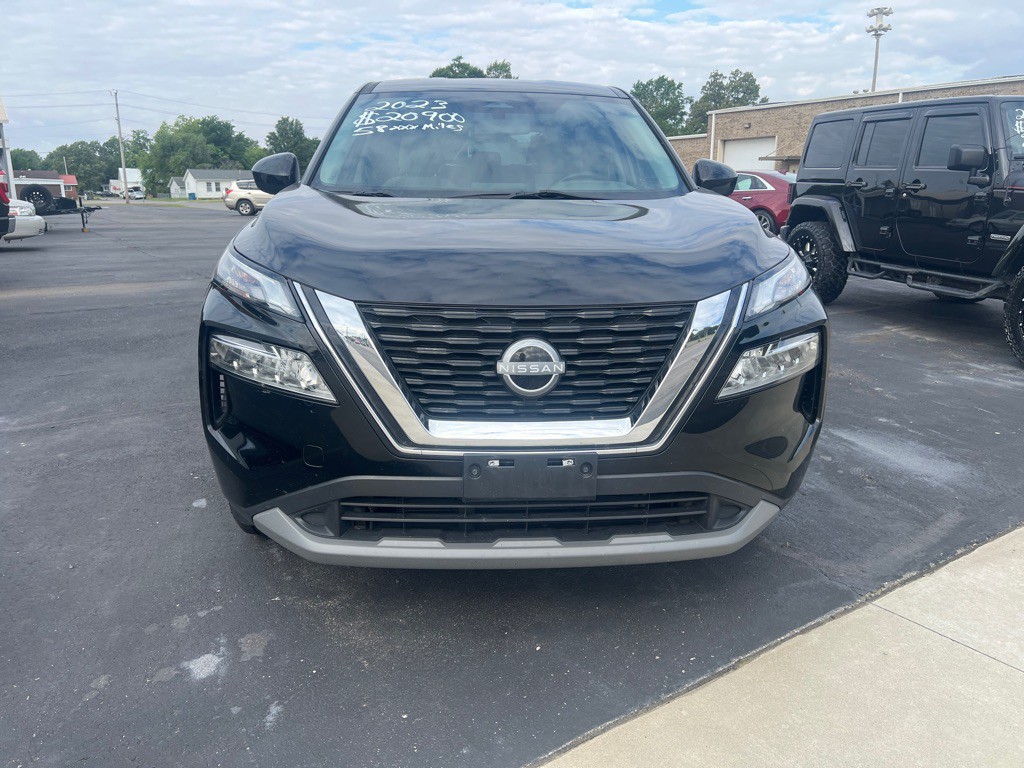 2023 Nissan Rogue Image 2