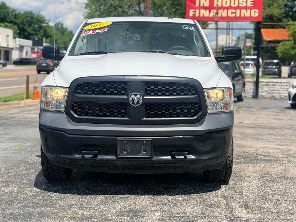 2017 RAM 1500 Image 2