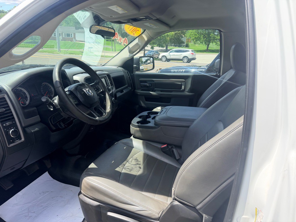 2017 RAM 1500 Image 12