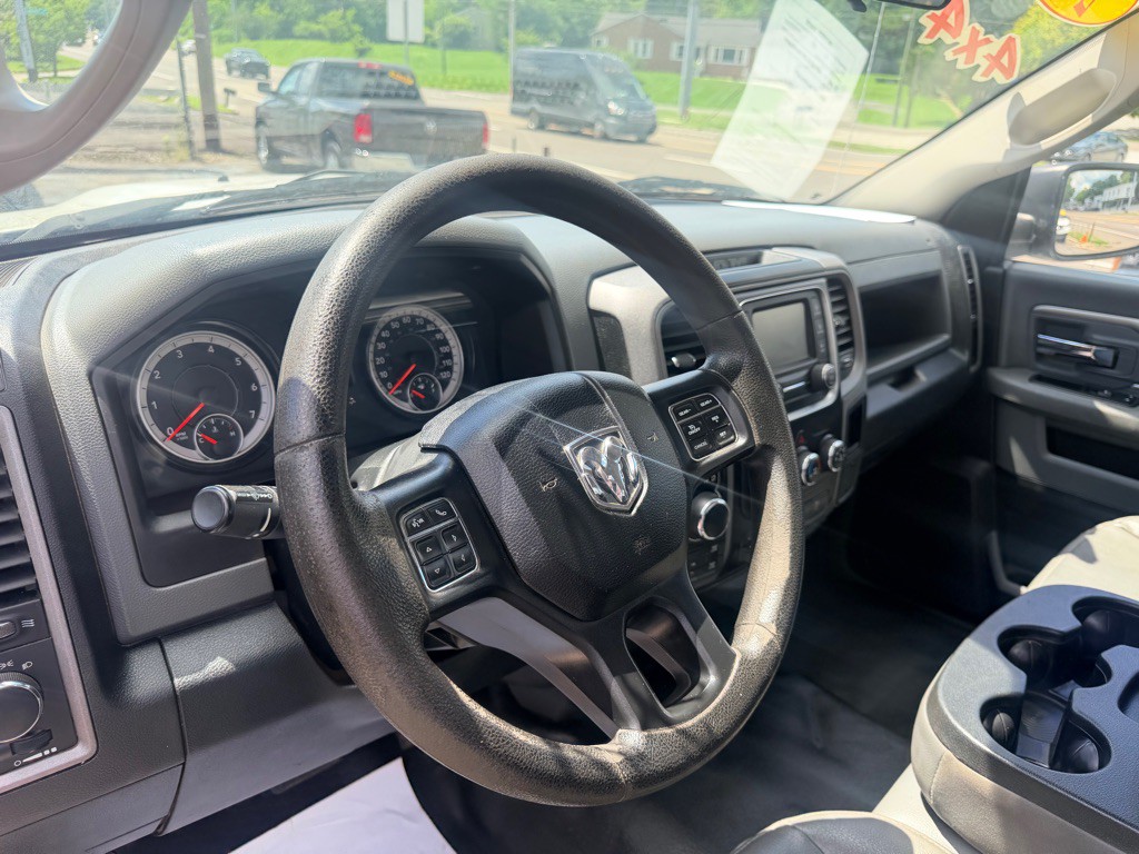 2017 RAM 1500 Image 13