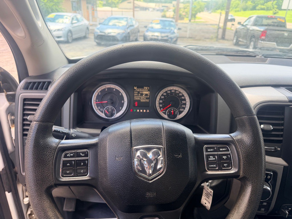 2017 RAM 1500 Image 23