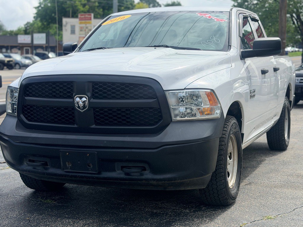 2016 RAM 1500 Image 2