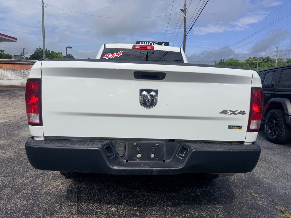 2016 RAM 1500 Image 9