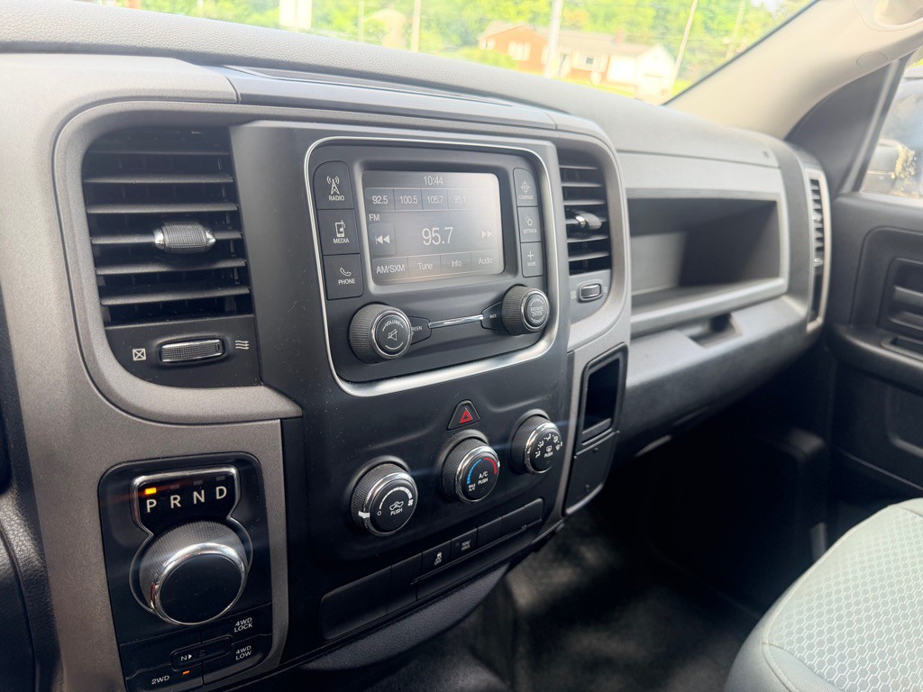 2016 RAM 1500 Image 21