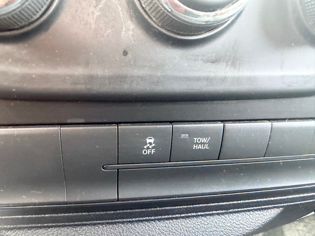 2016 RAM 1500 Image 23