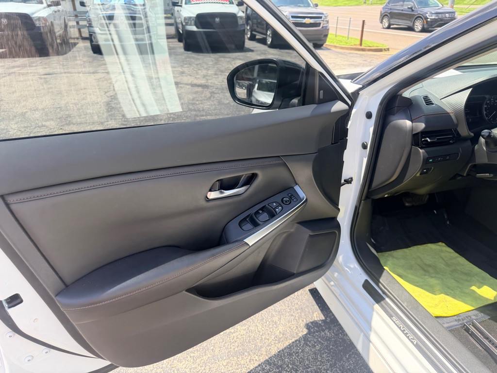 2022 Nissan Sentra Image 25