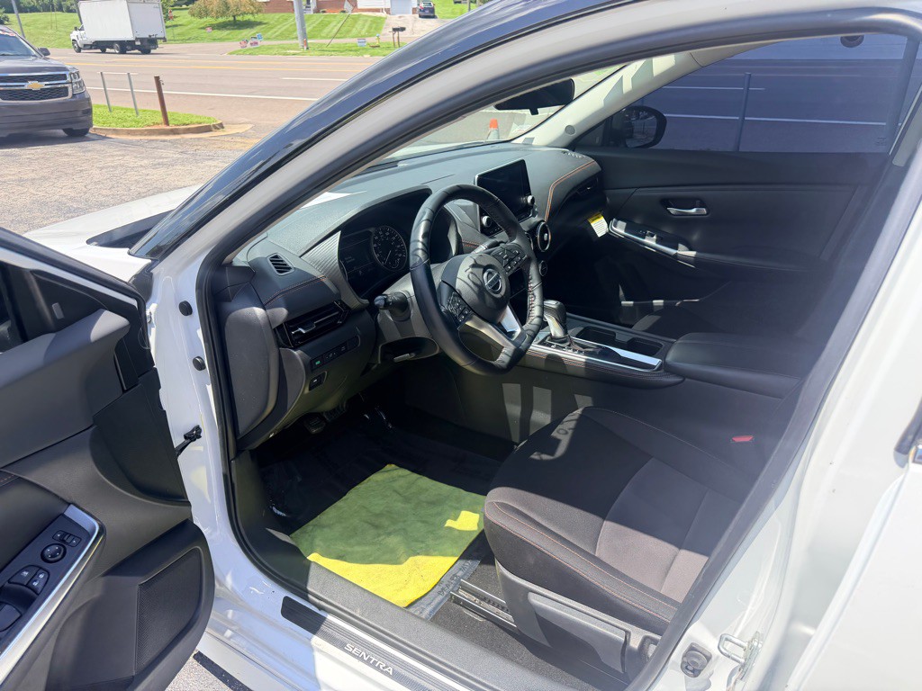 2022 Nissan Sentra Image 28