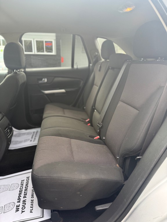 2014 Ford Edge Image 9