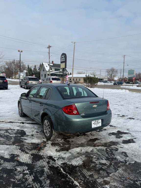 2010 Chevrolet Cobalt Image 4