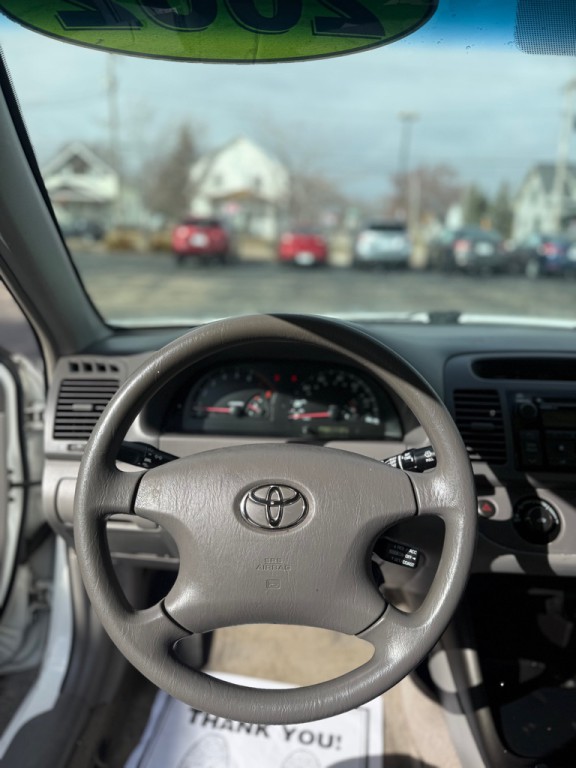 2002 Toyota Camry Image 11
