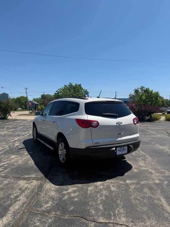 2011 Chevrolet Traverse Image 4