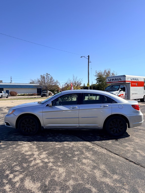 2012 Chrysler 200 Image 6