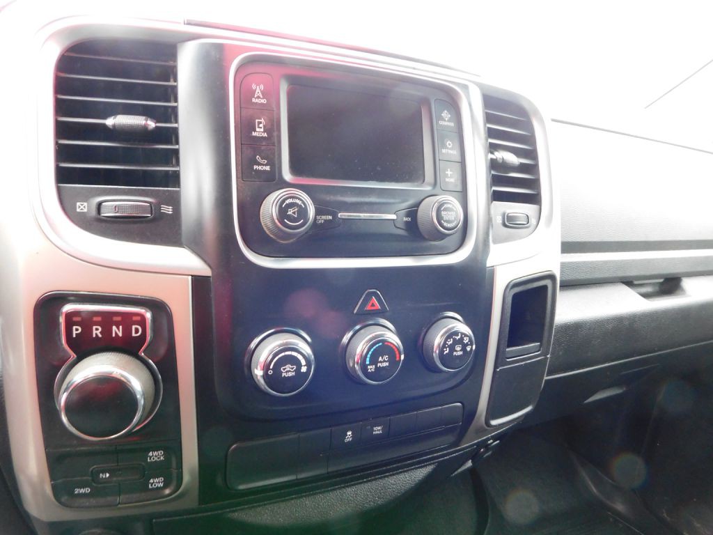 2017 RAM 1500 Image 6