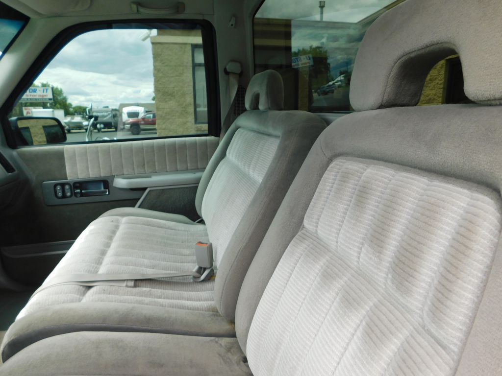 1994 Chevrolet C/K Image 5