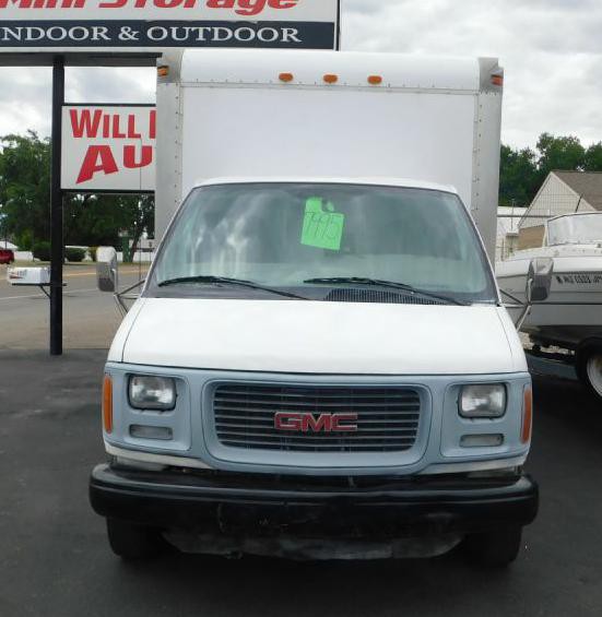 1997 GMC Savana Image 2
