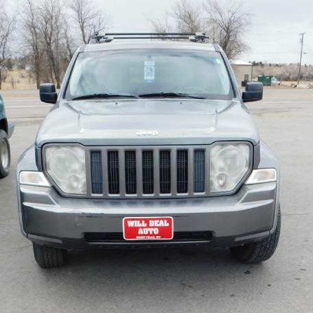 2012 Jeep Liberty Image 2