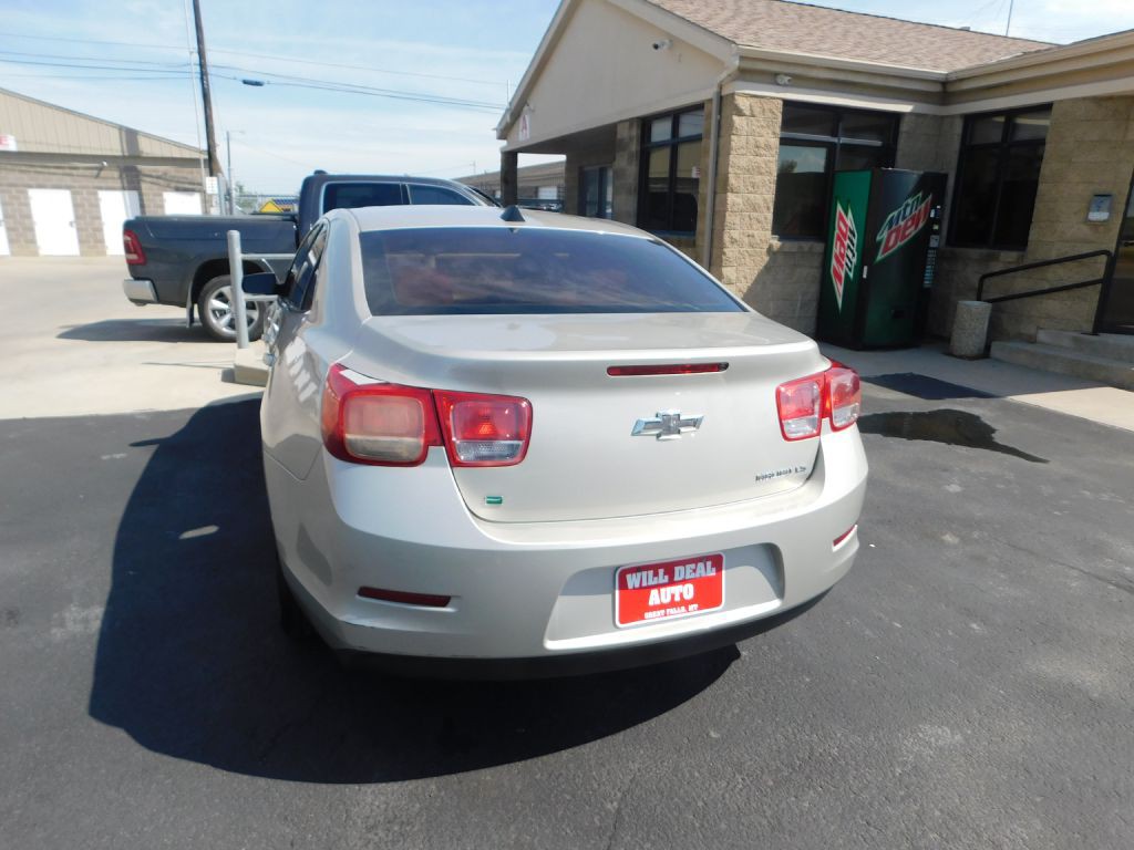 2014 Chevrolet Malibu Image 4