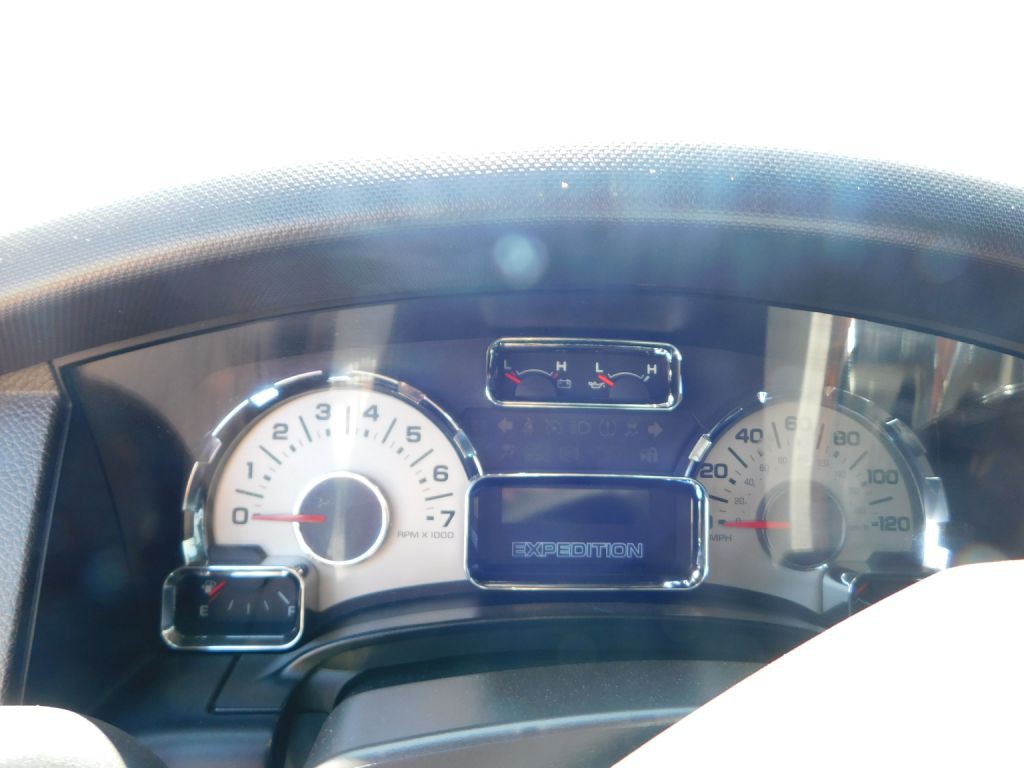 2009 Ford Expedition Image 8