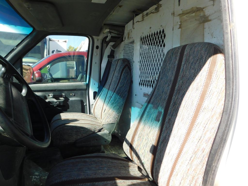 1993 Ford Econoline Image 6