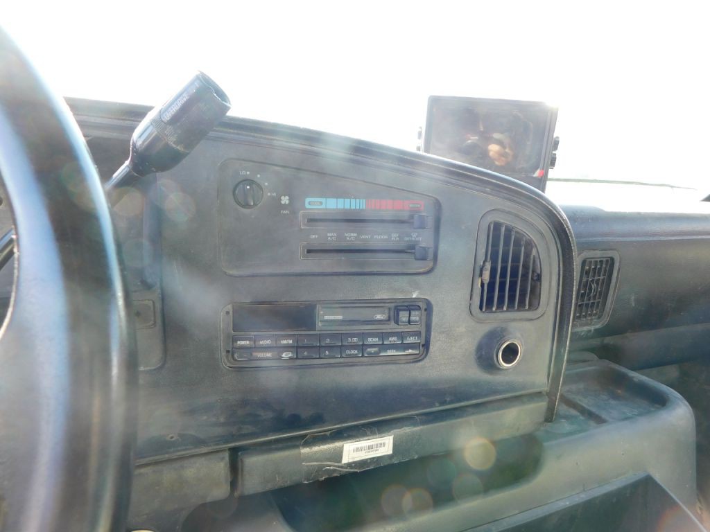 1993 Ford Econoline Image 8