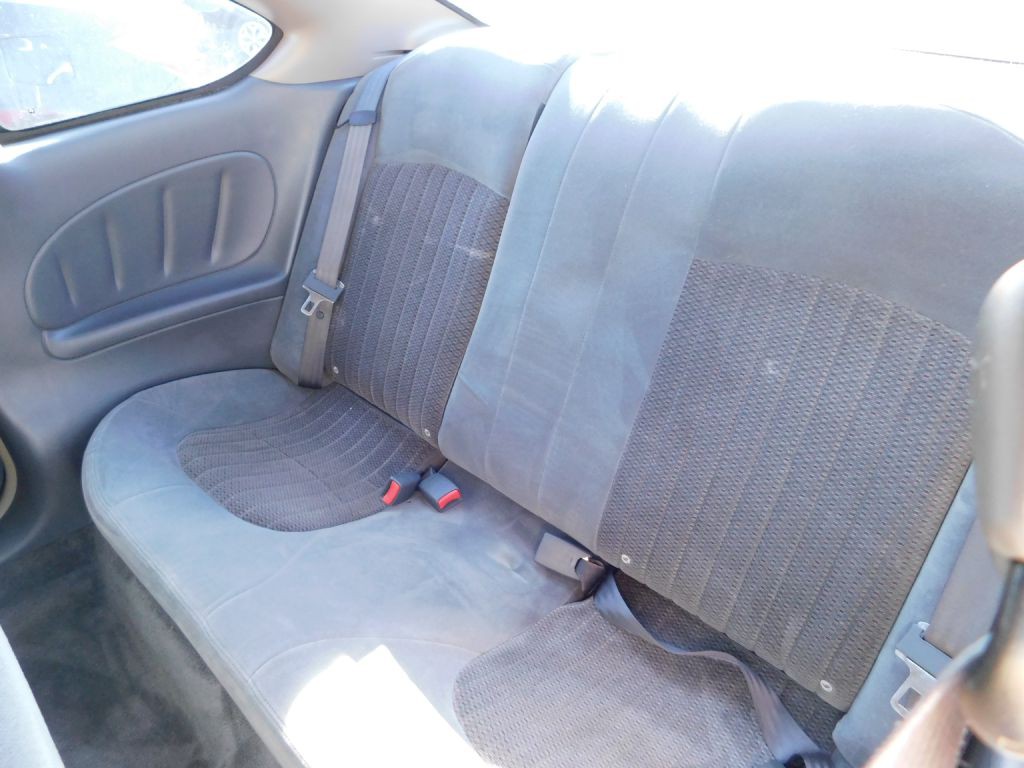 2003 Pontiac Grand Am Image 7