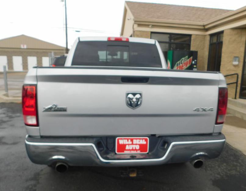 2015 RAM 1500 Image 4