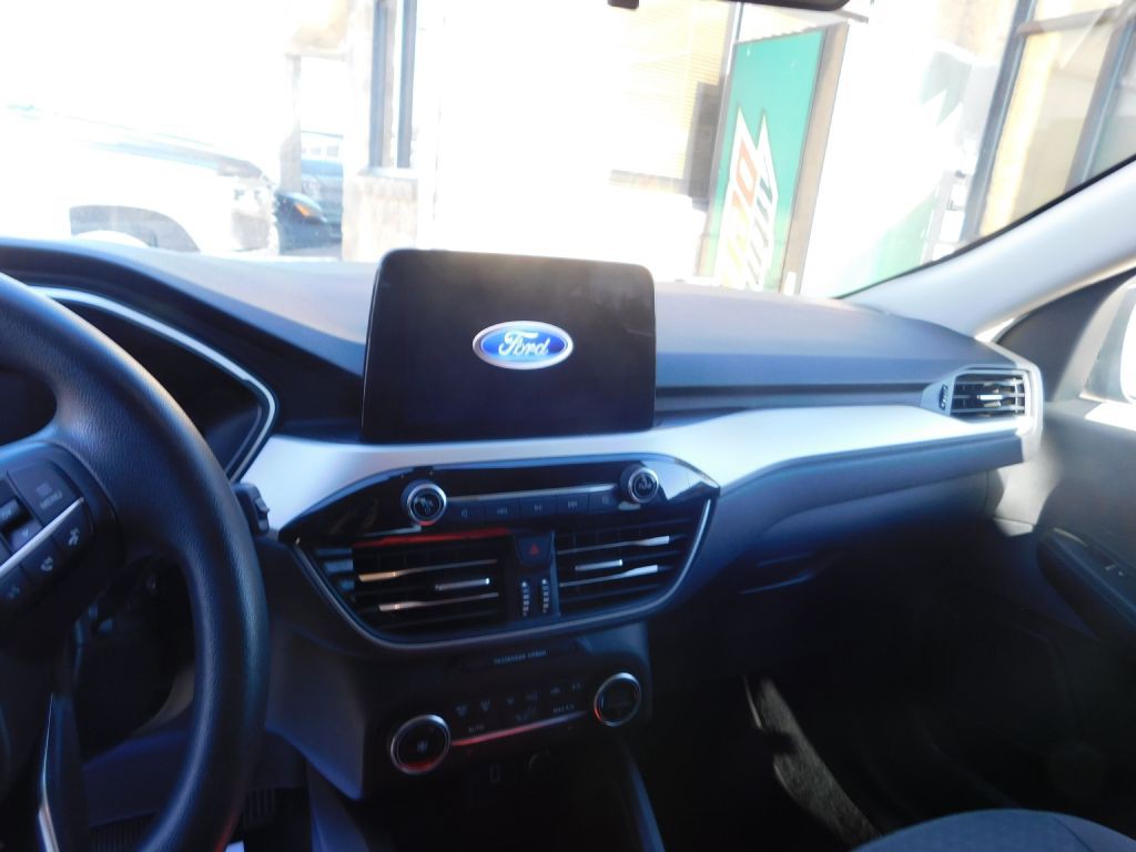 2020 Ford Escape Image 8