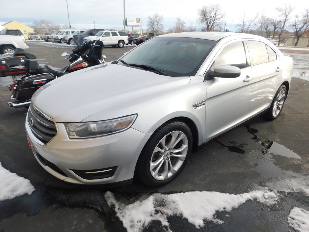 2013 Ford Taurus Image 1