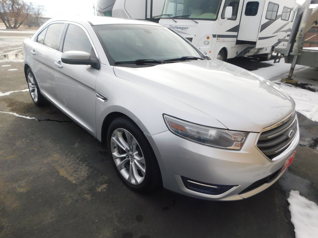 2013 Ford Taurus Image 2