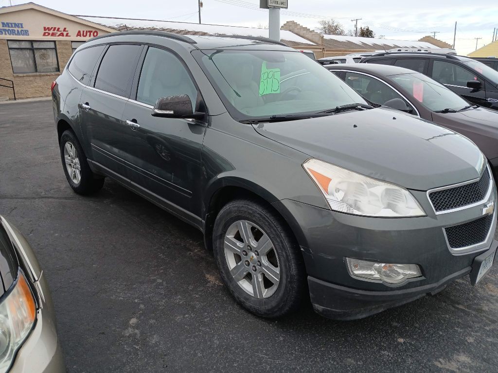 2011 Chevrolet Traverse Image 3