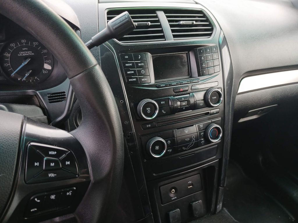 2017 Ford Explorer Image 7