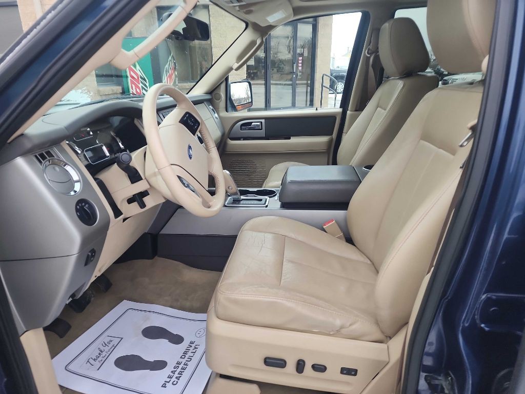 2011 Ford Expedition Image 4