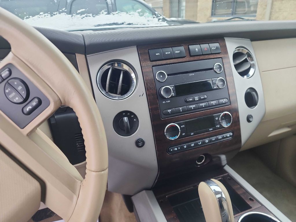 2011 Ford Expedition Image 6