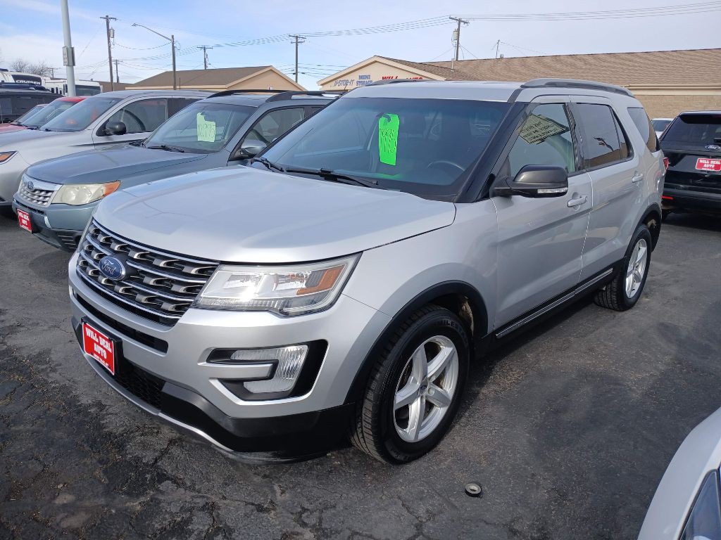 2016 Ford Explorer Image 1