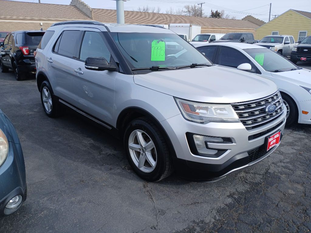 2016 Ford Explorer Image 2