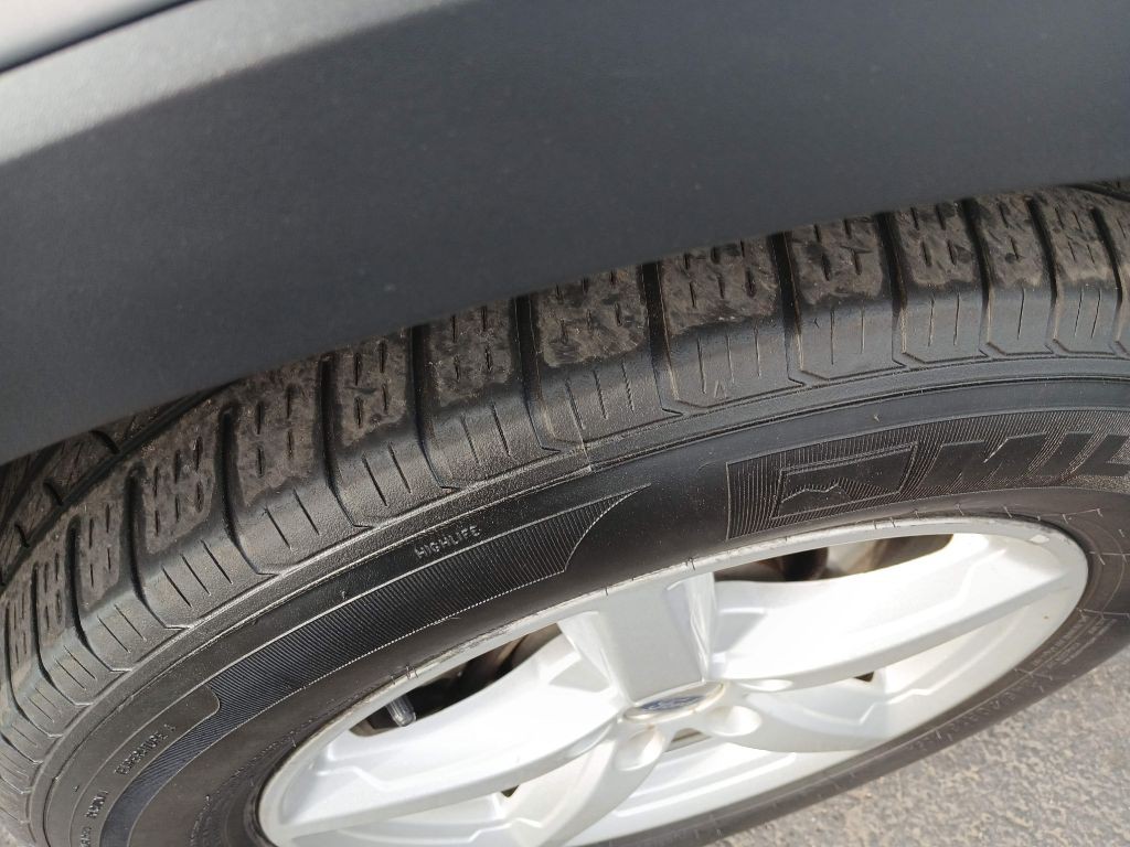 2016 Ford Explorer Image 4