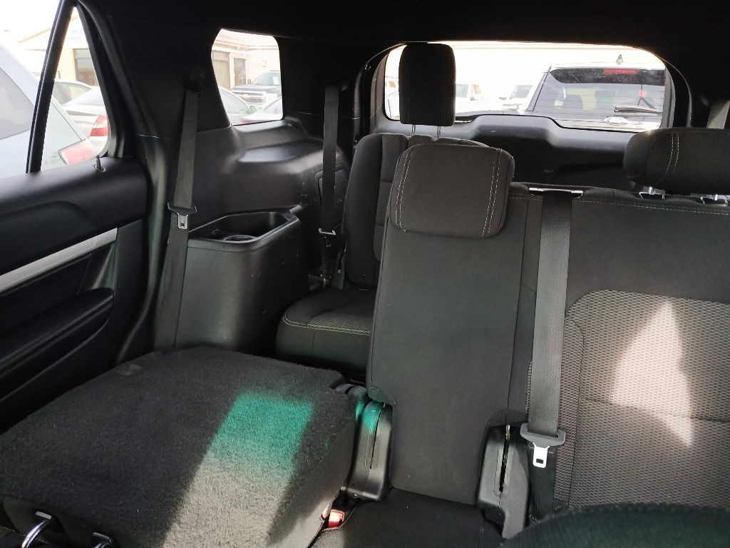 2016 Ford Explorer Image 6