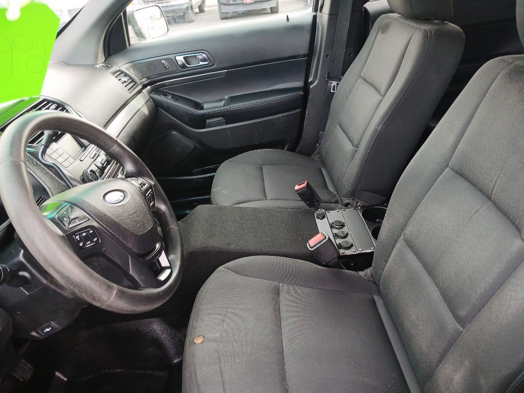 2016 Ford Explorer Image 4