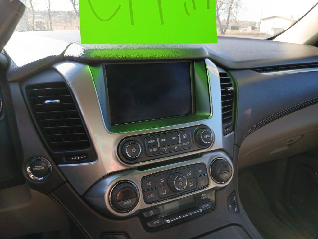 2017 Chevrolet Suburban Image 6